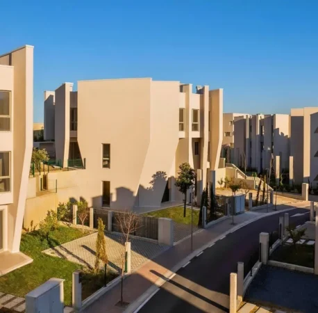 Tirane, shitet apartament 1+1 , 75 m² 212.000 € (green valley)