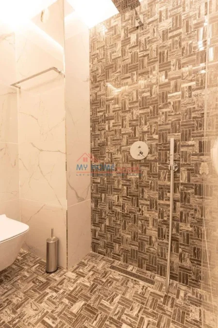 Tirane, shitet apartament 2+1+Ballkon Kati 2, 105 m² 260.000 € (Zogu i Zi)