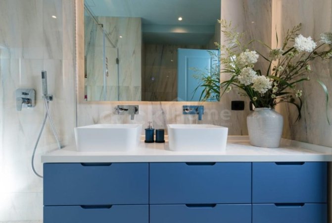 Tirane, shitet apartament 3+1+Ballkon , 278 m² (Sauk)