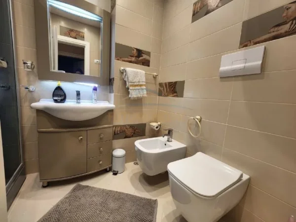 Tirane, jepet me qera apartament 2+1+Post Parkimi+Ballkon Kati 2, 107 m² 1.500 € (Kopshti Zoologjik)