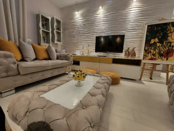 Tirane, jepet me qera apartament 2+1+Post Parkimi+Ballkon Kati 2, 107 m² 1.500 € (Kopshti Zoologjik)
