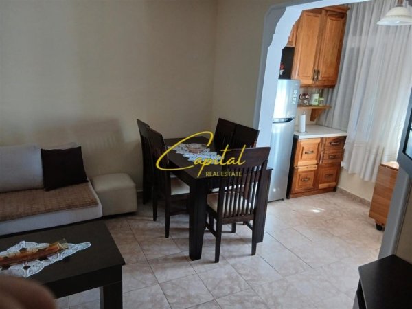 Tirane, jepet me qera apartament 2+1 Kati 5, 65 m² 440 € (ALI DEMI)