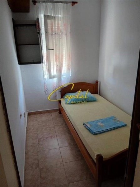 Tirane, jepet me qera apartament 2+1 Kati 5, 65 m² 440 € (ALI DEMI)