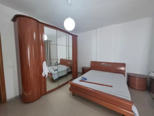 Durres, shitet apartament 2+1 Kati 3, 170 m² 170.000 € 