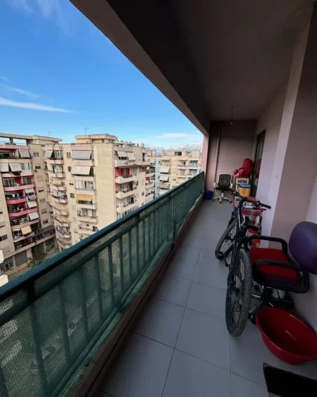 Tirane, shitet apartament 2+1 Kati 8, 130 m² (Rruga Astrit Losha)