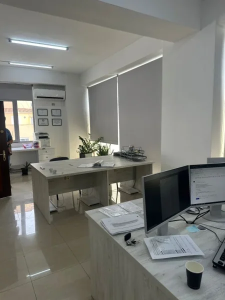 Durres, shitet ambjent biznesi Kati 2, 71 m² 100.000 € (Rr. Aleksander Goga)