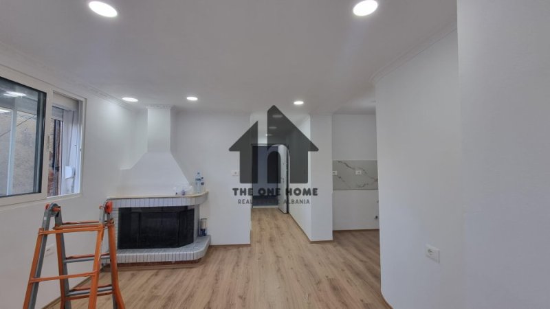 Tirane, shitet apartament 2+1+Ballkon Kati 5, 73 m² 162.000 € (Stadiumi Dinamo)