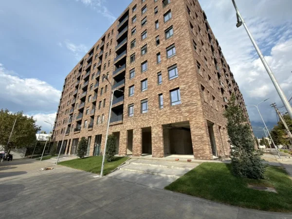 Tirane, jepet me qera apartament 2+1 Kati 3, 93 m² 150.000 €