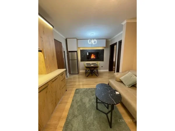 Tirane, jepet me qera apartament 2+1 Kati 5, 69 m² 650 € (Tirana Re)