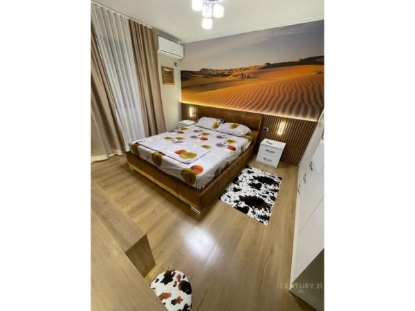 Tirane, jepet me qera apartament 2+1 Kati 5, 69 m² 650 € (Tirana Re)