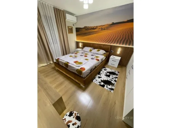 Tirane, jepet me qera apartament 2+1 Kati 5, 69 m² 650 € (Tirana Re)