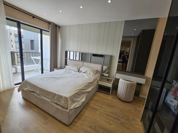 Tirane, shitet apartament 2+1 Kati 3, 117 m² 365.000 € (RRUGA E DURRESIT)