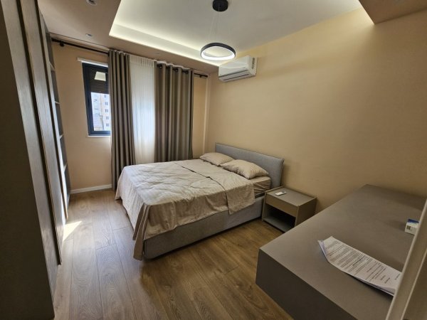 Tirane, shitet apartament 2+1 Kati 3, 117 m² 365.000 € (RRUGA E DURRESIT)