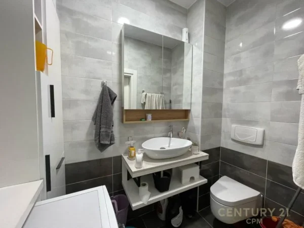 Tirane, shes apartament 2+1 Kati 3, 78 m² 200.000 € 