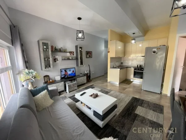 Tirane, shes apartament 1+1 Kati 7, 67 m² 108.000 € (Ali Demi)