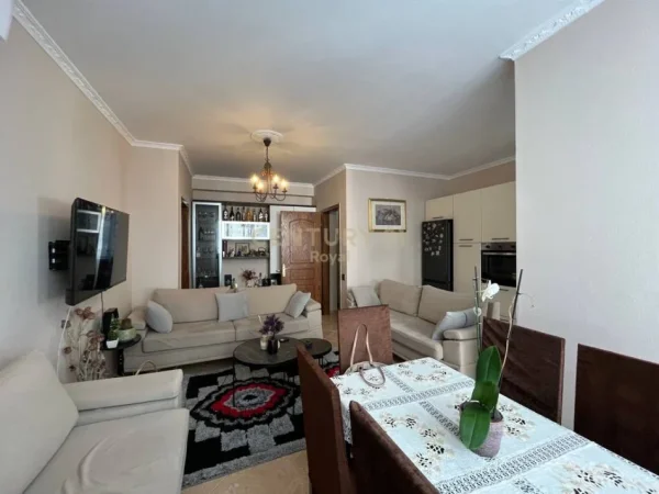 Tirane, shes apartament 2+1 Kati 4, 100 m² 130.000 € (Astir)