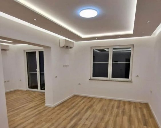Tirane, jepet me qera apartament 2+1 Kati 3, 105 m² 900 € (rruga mine peza)