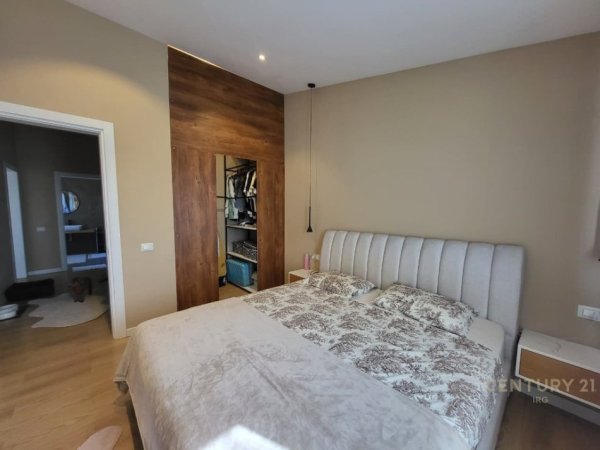 Tirane, shitet apartament 2+1 Kati 6, 99 m² 175.000 € (Mine Peza)
