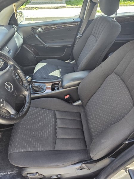 Korce, shitet makine C class 2005 200 cdi c klass Mercedes Nafte, gri metalizato manuale Kondicioner 235.000 km 4.300 €
