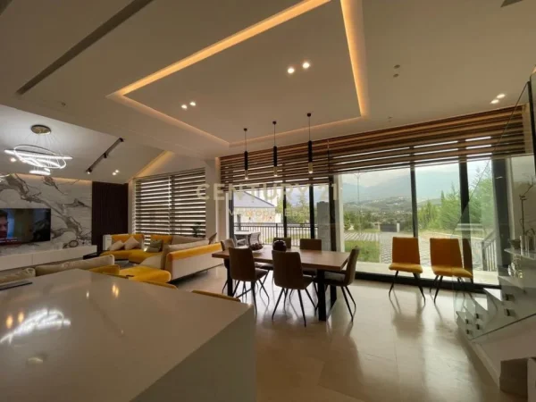 Tirane, jepet me qera Vile 1 Katshe Kati 1, 2.000 m² 4.500 € (Berzhite, Tirane)