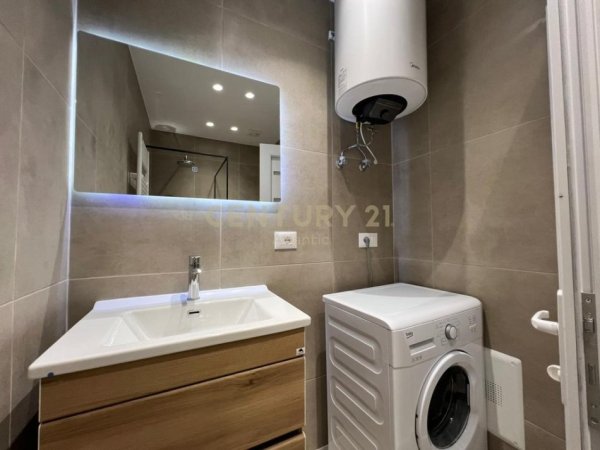 Durres, shitet apartament 1+1 Kati 5, 65 m² 109.000 € (Plazh, Durres)