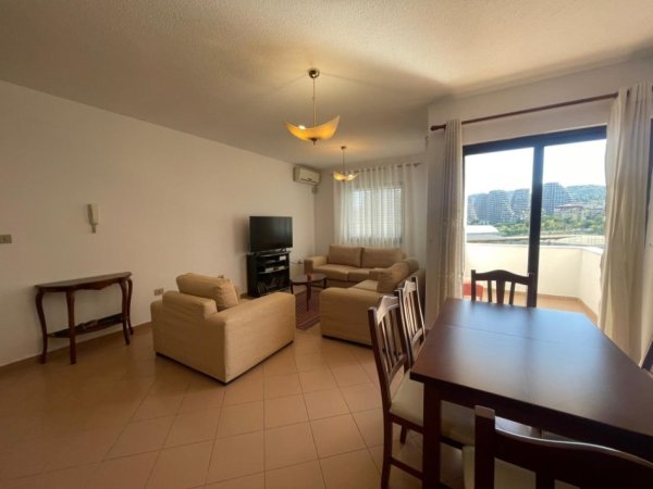 Tirane, jepet me qera apartament 2+1+Ballkon Kati 6, 102 m² 700 € (Rruga e Kosovareve)