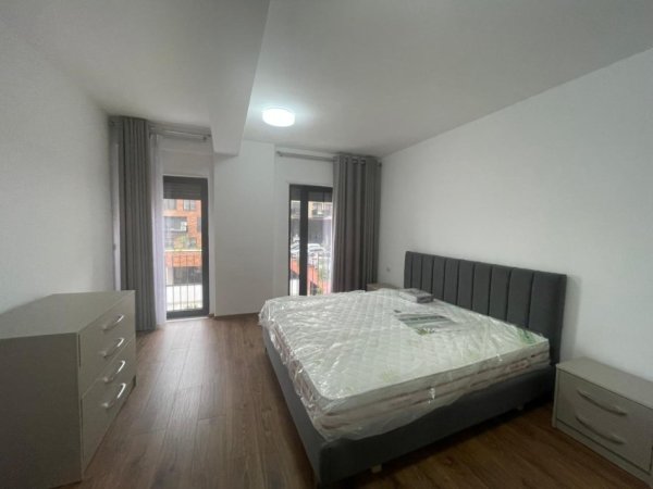 Tirane, jepet me qera apartament 1+1 Kati 2, 82 m² 700 € (Kodra e Diellit 2)