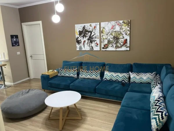 SHITET APARTAMENT 2+1 NE ASTIR, PRANE VILA L