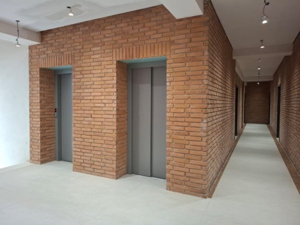 Tirane, jepet me qera apartament 1+1 Kati 5, 60 m² 600 € 