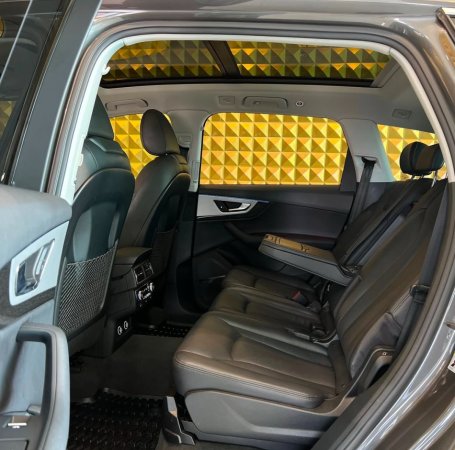 Durres, shes SUV Audi Q7 2018 Prestige Benzin, gri e erret automatik Kondicioner 201.140 km