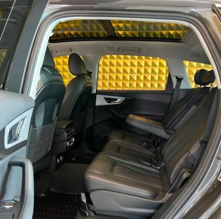 Durres, shes SUV Audi Q7 2018 Prestige Benzin, gri e erret automatik Kondicioner 201.140 km