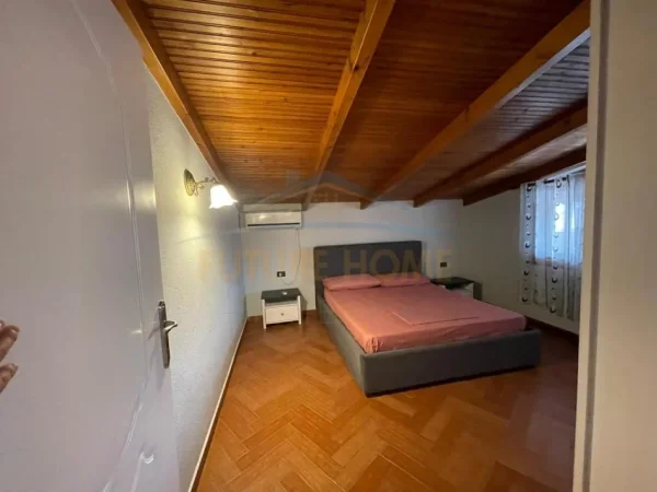 Tirane, jepet me qera apartament 3+1+Ballkon Kati 3, 167 m² 800 € (Vilat Gjermane)