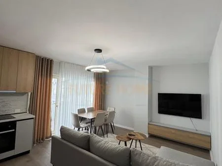 Tirane, shitet apartament 2+1+Ballkon Kati 3, 94 m² 135.000 € 
