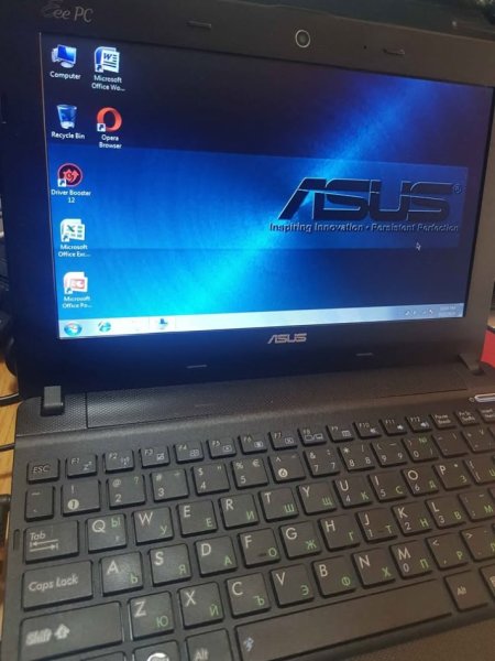 Lushnje, shes Laptop Mini laptop Asus Eee Pc. 10.1 . Çmimi 45 mij lek te vjetra