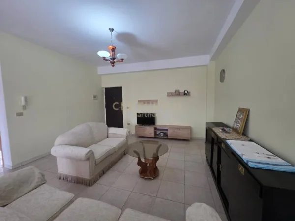 Tirane, jap me qera apartament 2+1 Kati 6, 126 m² 600 € 