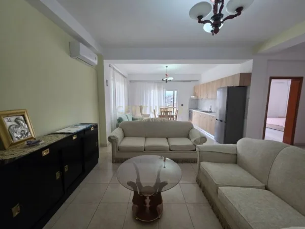 Tirane, jap me qera apartament 2+1 Kati 6, 126 m² 600 € 