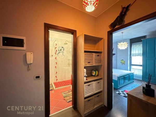 Tirane, shitet apartament 2+1 Kati 7, 98 m² 145.000 € (Yzberish)