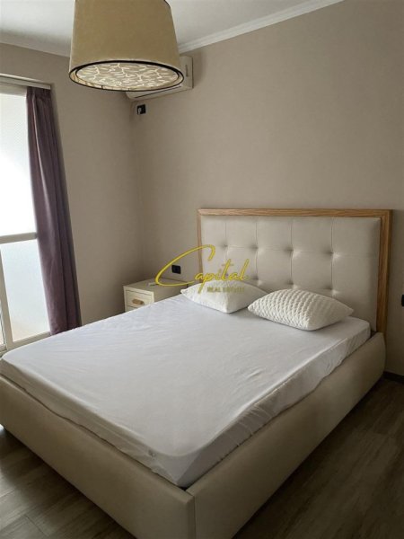 Tirane, jepet me qera apartament 2+1 Kati 2, 80 m² 550 € (PORCELAN)