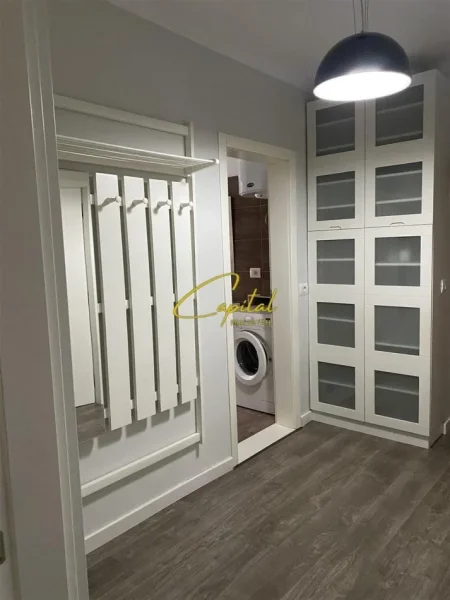 Tirane, jepet me qera apartament 2+1 Kati 2, 80 m² 550 € (PORCELAN)