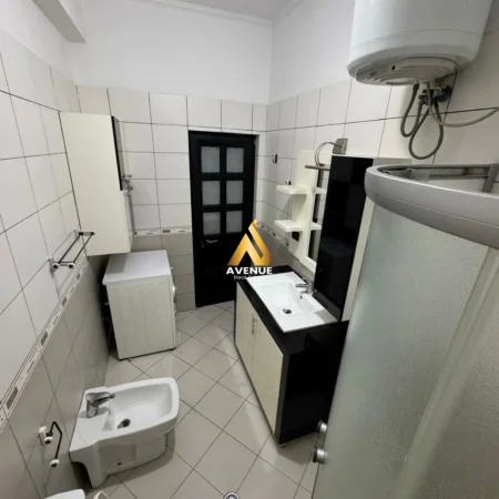 Shqiperi, jepet me qera apartament 1+1+Ballkon Kati 2, 60 m² 500 € (dritan hoxha)