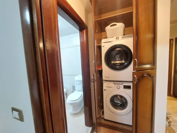 Durres, shitet apartament 2+1+Ballkon Kati 4, 91 m² 135.000 € (Ne krah te Polisice)