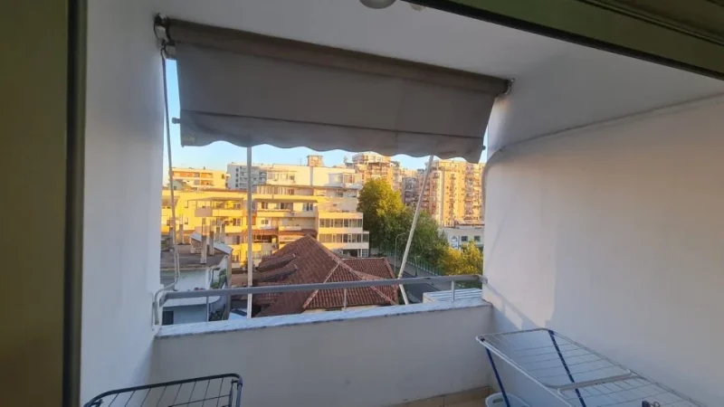 Tirane, jepet me qera apartament 3+1+Aneks+Ballkon Kati 4, 115 m² 700 € (Rr. Don Bosko)