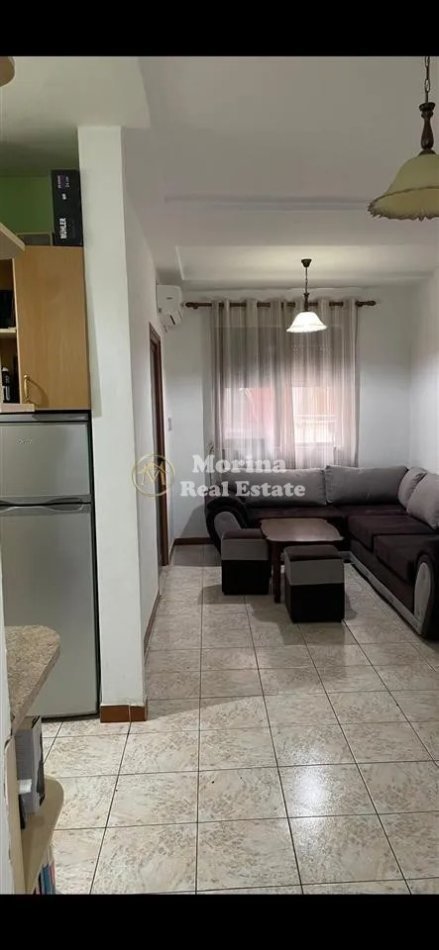Tirane, jepet me qera apartament 1+1 Kati 4, 50 m² 500 € (Myslym Shyri)