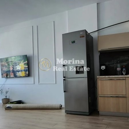 Tirane, jepet me qera apartament 1+1 Kati 3, 73 m² 500 € (Rruga Kastriotet, Terminali Jug-Veri)