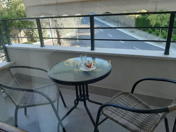 Tirane, jap me qera apartament 2+1+Ballkon Kati 1, 103 m² 800 € 