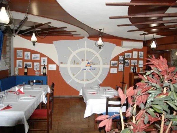 Tirane, shitet bar-kafe Kati 0, 350 m² 50.000 € (TE SHALLVARET)