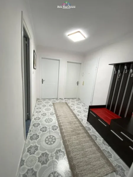 Tirane, jepet me qera apartament 2+1 Kati 4, 75 m² 600 € (riza cerova)
