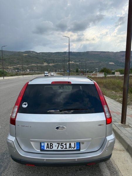 Berat, makine Ford Fuzion Nafte, manuale Kondicioner 238.000 km 3.000 €