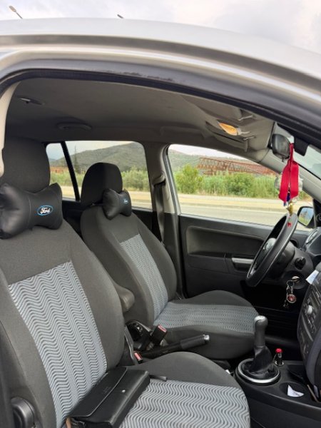 Berat, makine Ford Fuzion Nafte, manuale Kondicioner 238.000 km 3.000 €