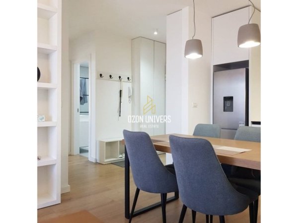 Tirane, jepet me qera apartament 2+1 Kati 9, 90 m² 800 € (don bosko)